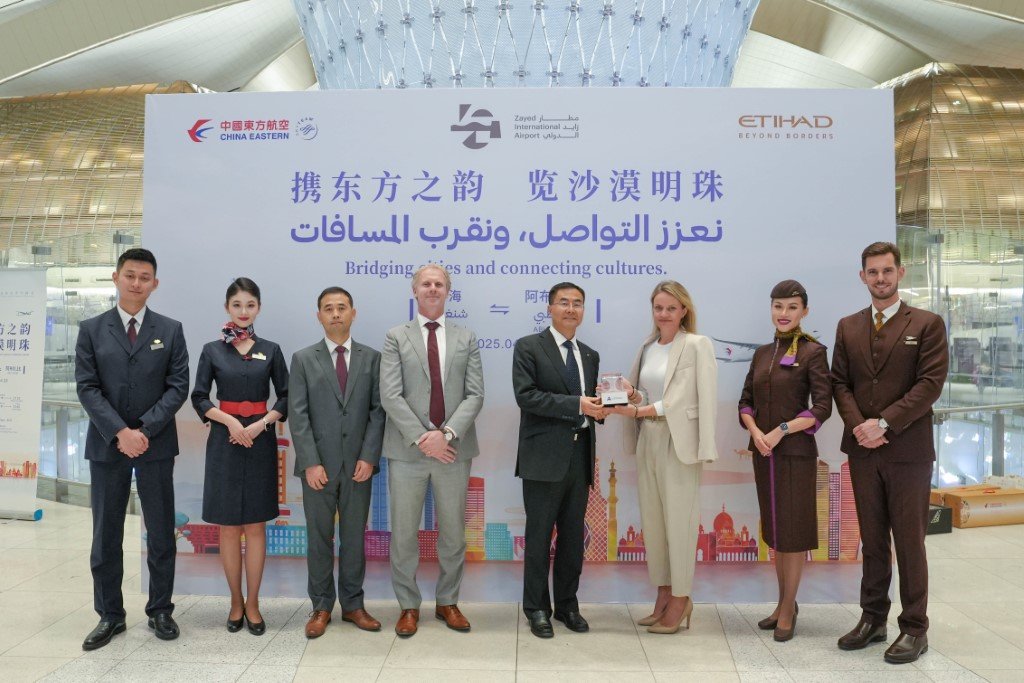 Zayed International Airport Welcomes China Eastern Airlines’ Inaugural Flight to Abu Dhabi